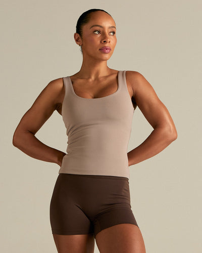 Essential Built-In Bra Scoop Back Tank | Buff