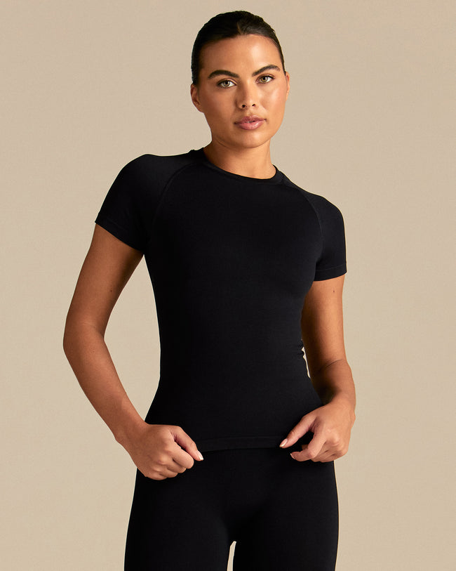 Power Seamless Short Sleeve Top | Black