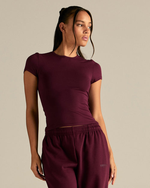 Smooth Contour Midi Short Sleeve T-Shirt | Merlot