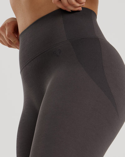 Motion Seamless Leggings | Graphite