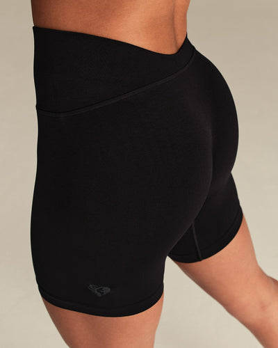Define 2.0 Seamless Low Back Shorts | Black
