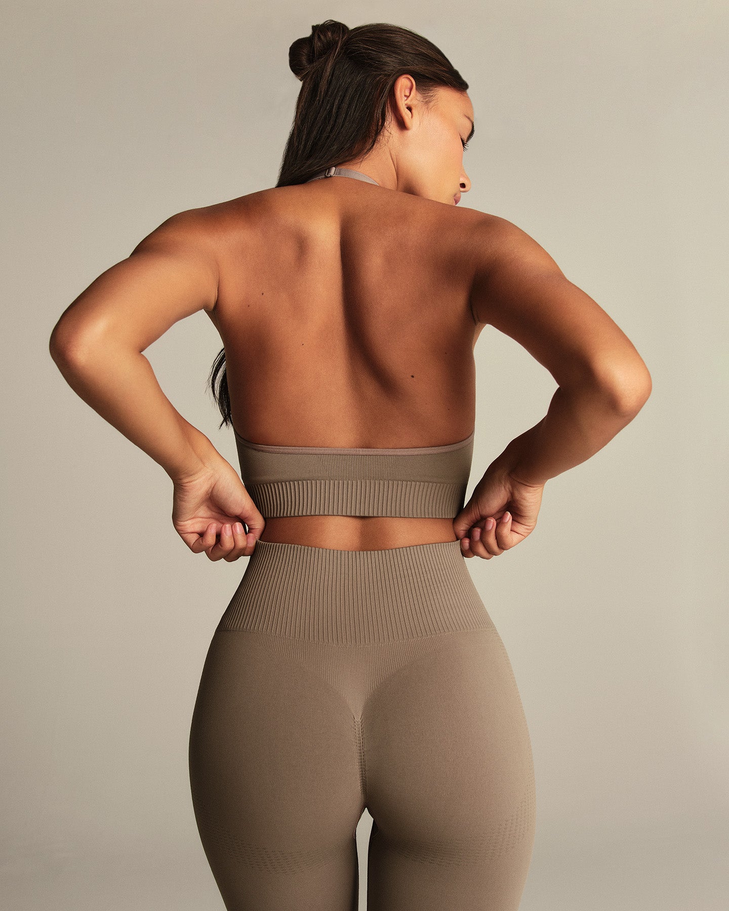 Power Seamless Scrunch Leggings | Taupe Grey