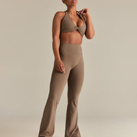 Essential Twist Front Halter Bra | Caribou