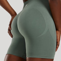 Define 2.0 Seamless Scrunch 6" Shorts | Sage