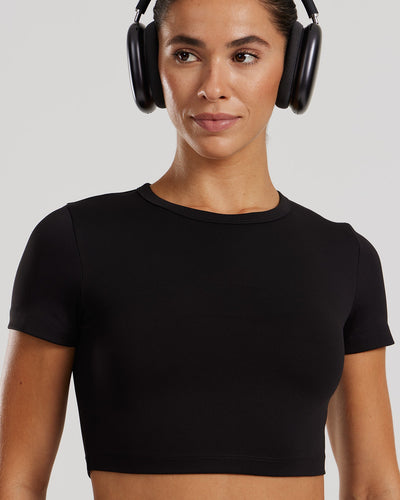 Essential Cropped Short Sleeve Tee | Black