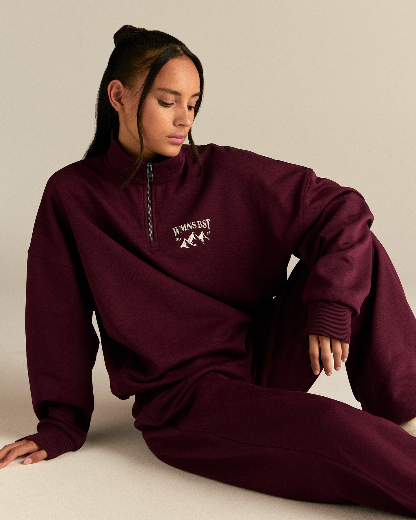 Comfort Outdoor 1/4 Zip Graphic Sweat | Merlot