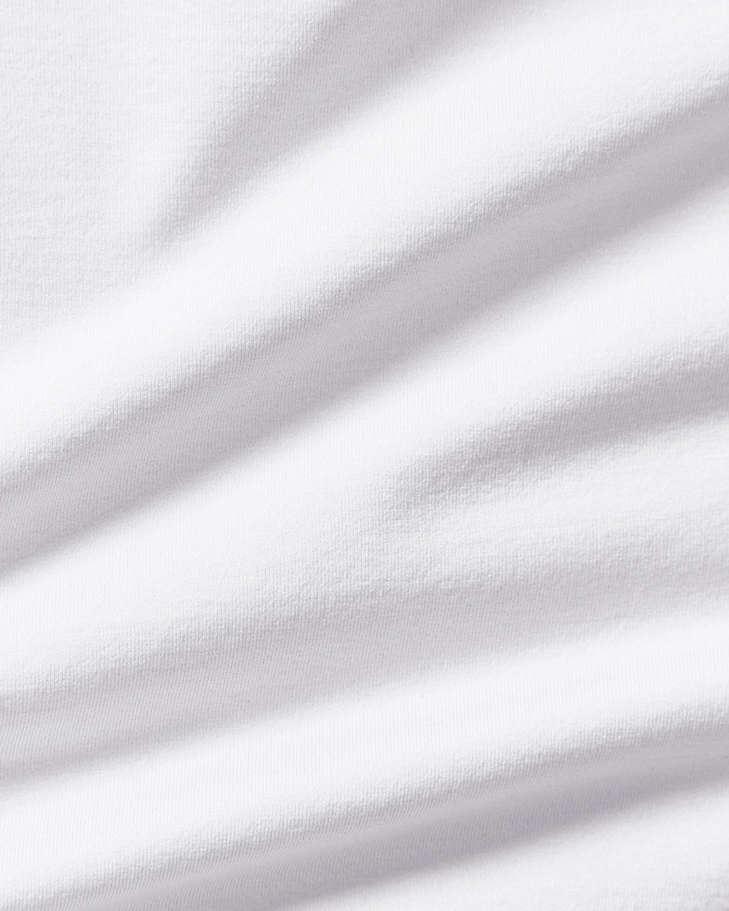 Define 2.0 Seamless Halter Neck Bra | White