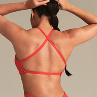 Define 2.0 Seamless Cross Back Bra | Lava Red