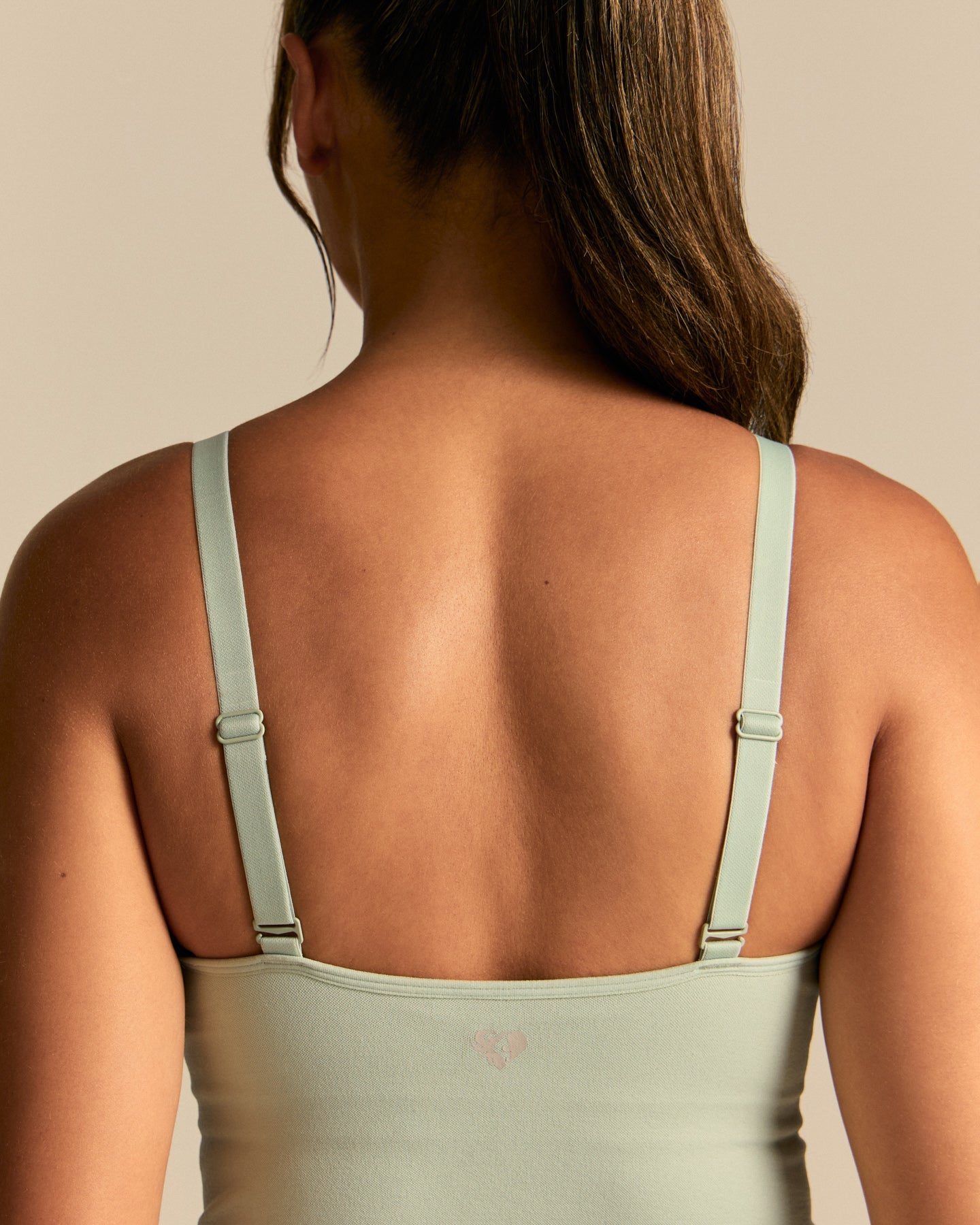 Power Built-In Bra Tank | Calming Green (6/6)