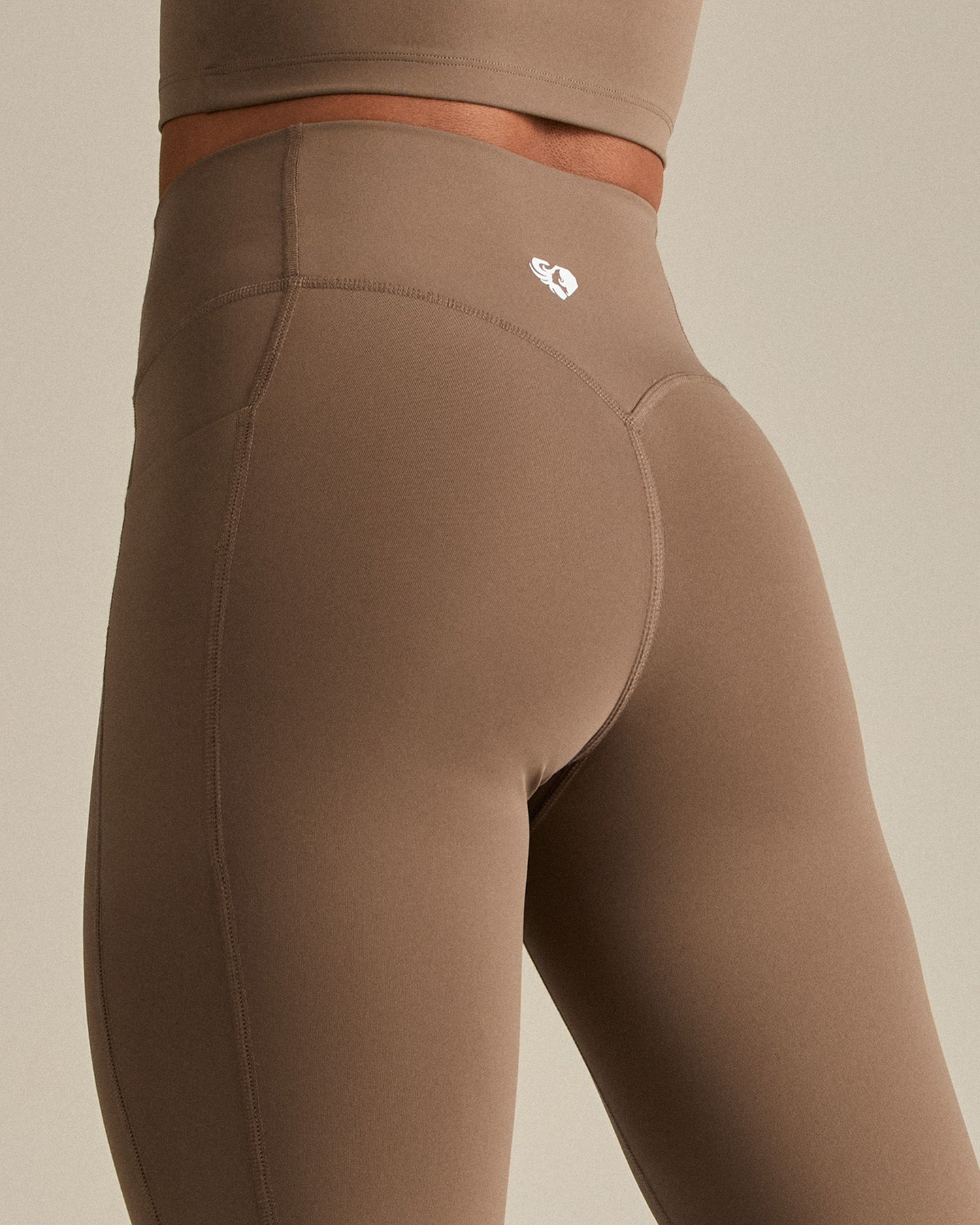 Essential Leggings with Pockets | Caribou