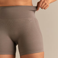 Motion Seamless Shorts | Taupe Grey