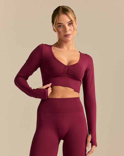 Define 2.0 Long Sleeve Scrunch Crop Top | Deep Berry