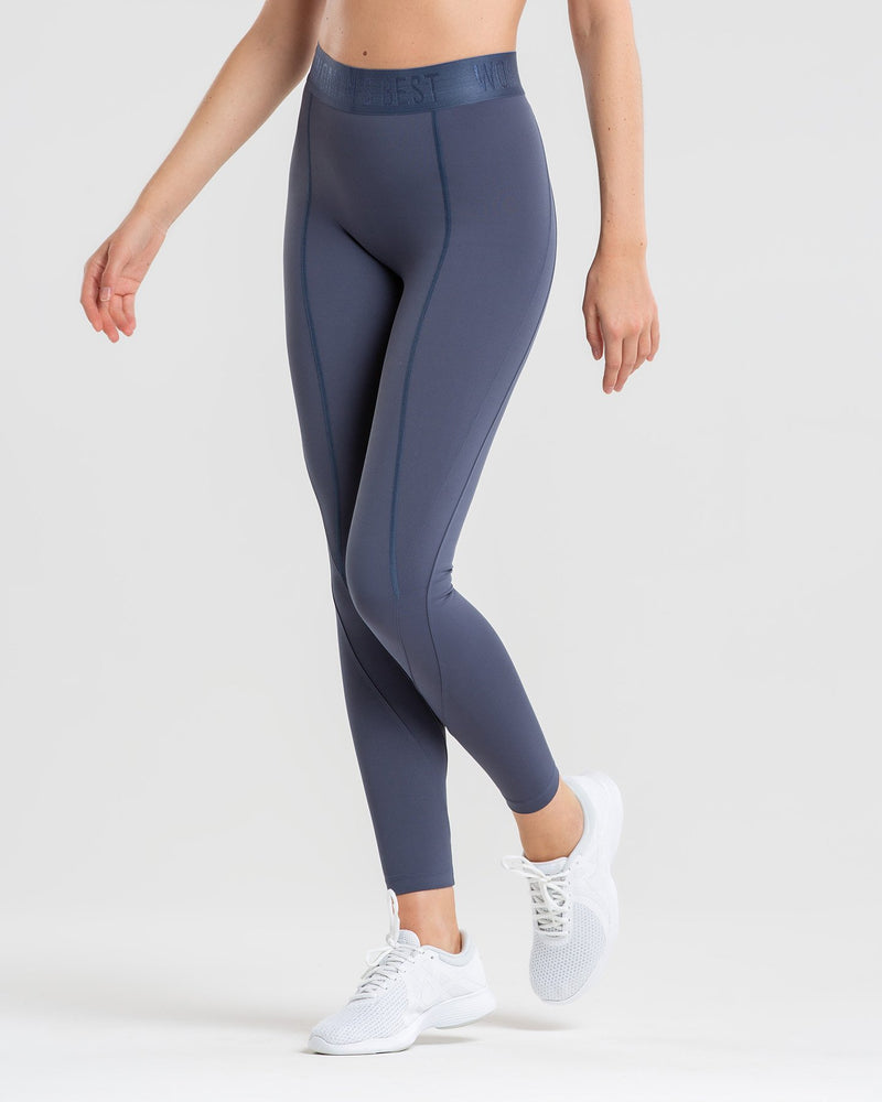 These workout tights 'hold you in at all the right places